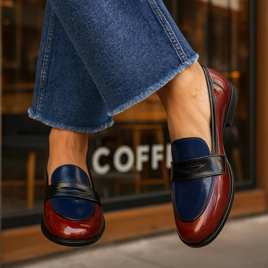 Mocasines con paneles de contraste y acabado pulido