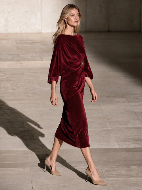 Vestido Midi Drapeado de Terciopelo Burdeos