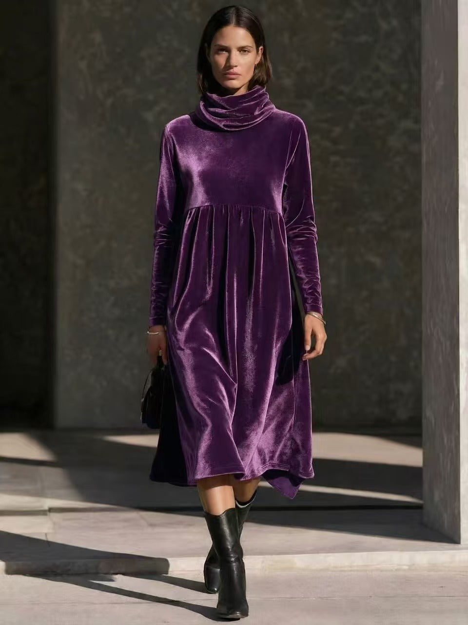 Elegant Loose-Fit Velvet Midi Dress
