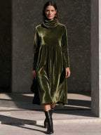 Elegant Loose-Fit Velvet Midi Dress