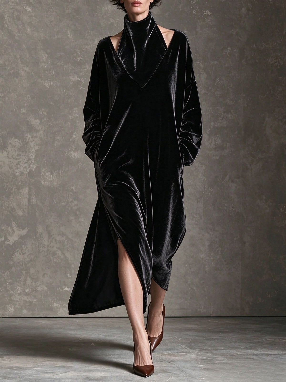 Loose Turtleneck Velet Maxi Dress
