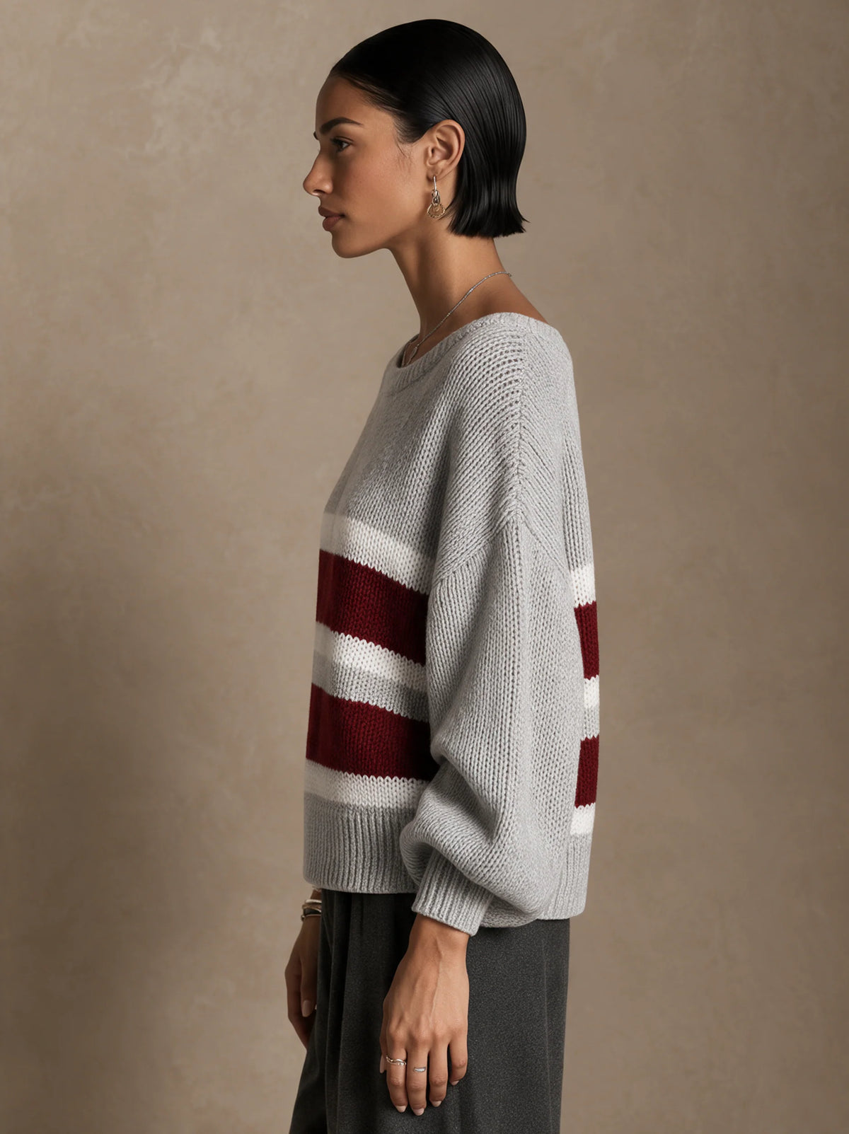 Contrast Stripe Casual Round Neck Pullover Sweater
